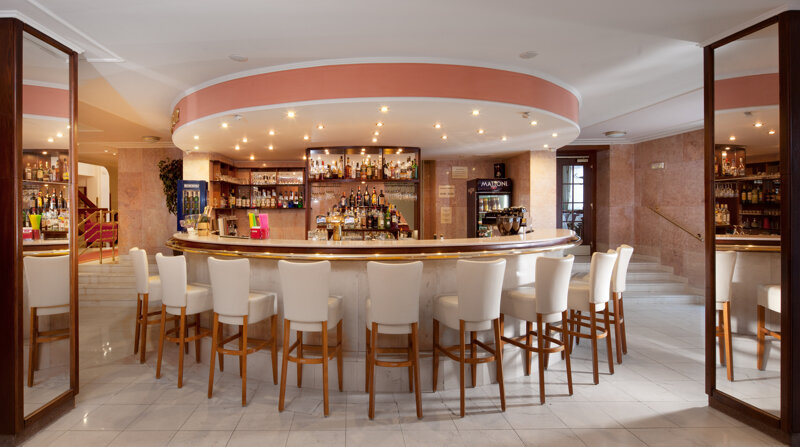 Lobby Bar Chateau Monty