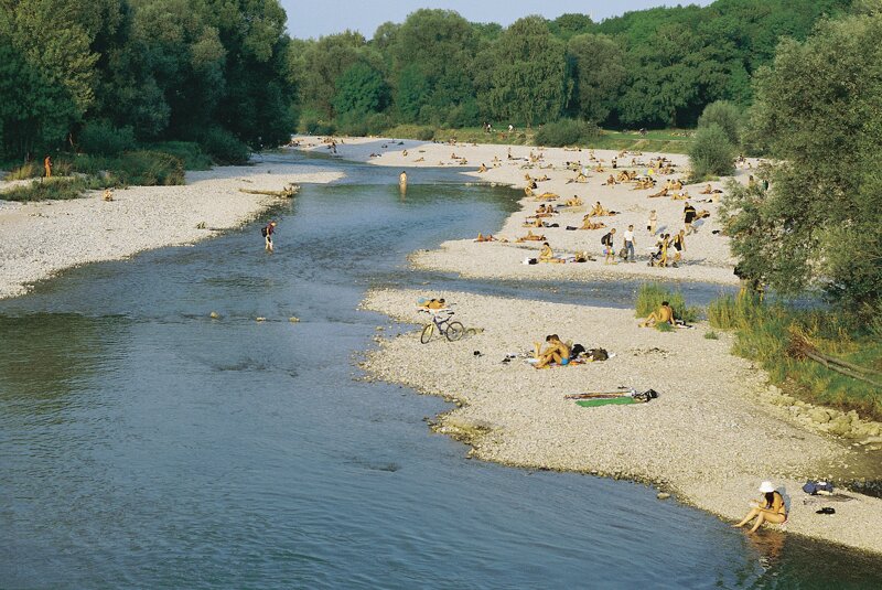 Isarstrand am Flaucher in München – Naherholung direkt am Wasser