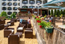 ahorn-berghotel-friedrichroda-biergarten Jun23