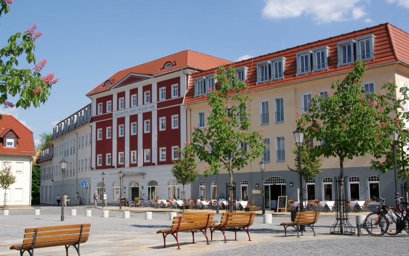 Kulturhotel Fürst Pückler Park aussen Außenansicht