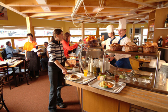 Abendbuffet mit Köchen