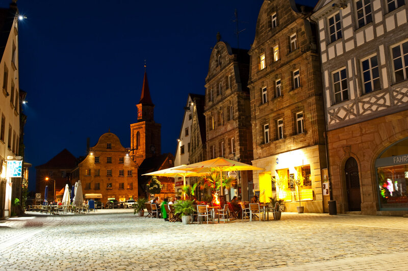 Grüner Markt nachts Fürth(c)TI-Fürth AndreasHub