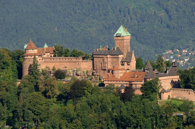 die imposante Haut Koenigsbourg