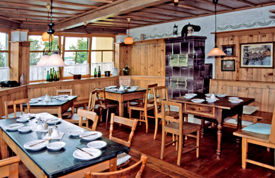 gedeckte Tische im der Frankenstube