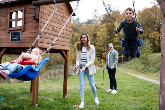 Spielplatz Familie Schaukel