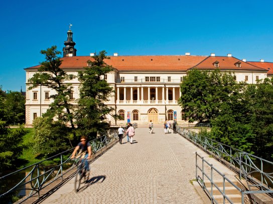 Sternbrücke mit Blick auf das Stadtschloss Weimar c Weimar GmbH