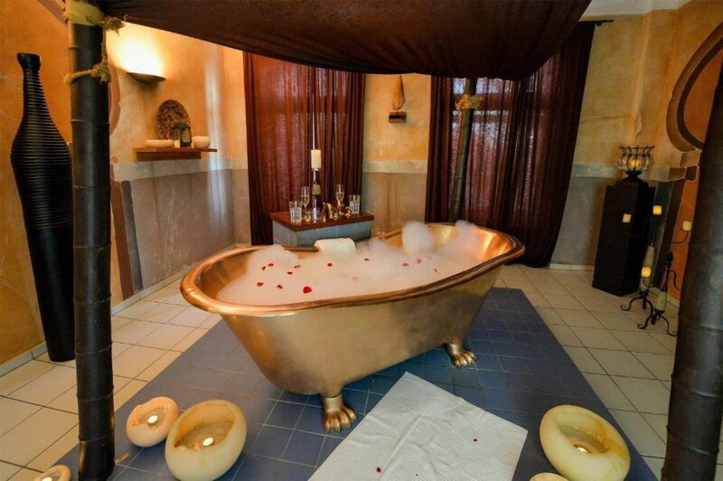 Bad in der Wellnesslandschaft