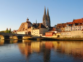 Regensburg an der Donau (c) www.bayern.by