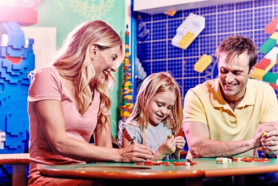 Famlie c LEGOLAND® Discovery Centre (2)