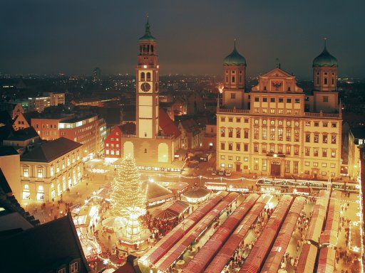Glühwein, Bratwurst und Engelesspiel in Augsburg