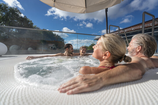 Whirlpool c Gäste- und Kurservice Bad Griesbach