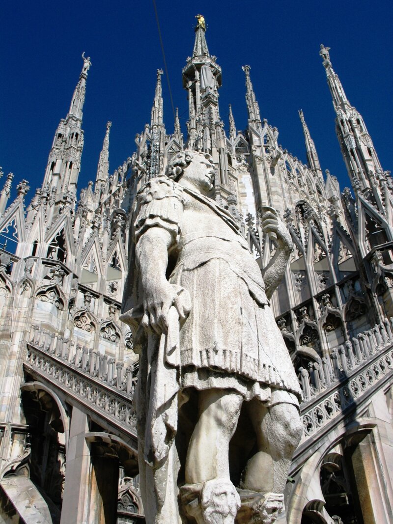 Statue am Mailänder Dom