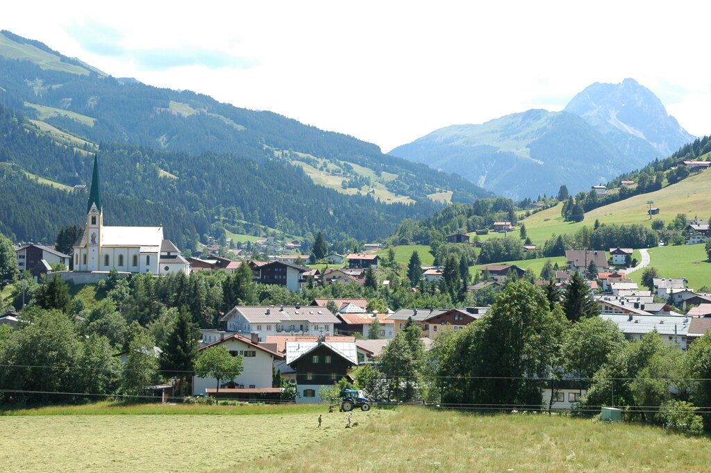 Kirche Kirchberg c Archiv Kitzbueheler Alpen Brixental