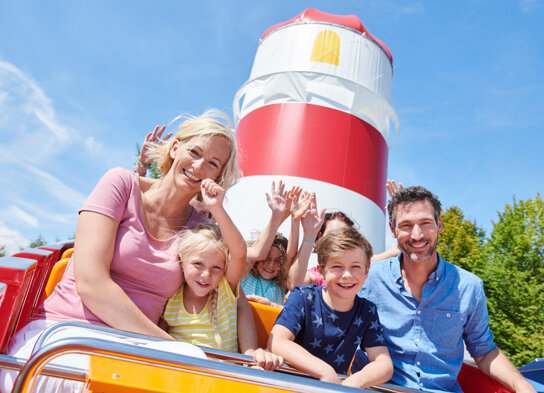 10 Ravensburger Spieleland BRIO Wellenreiter nah