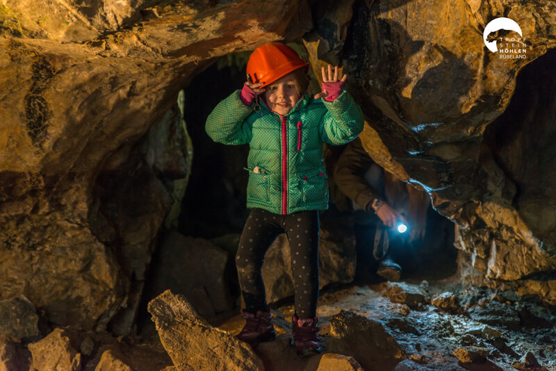 Kind bei einer Führung