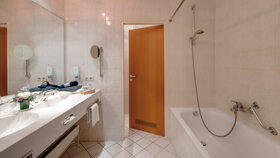 BW Aparthotel Birnbachhöhe Badezimmer