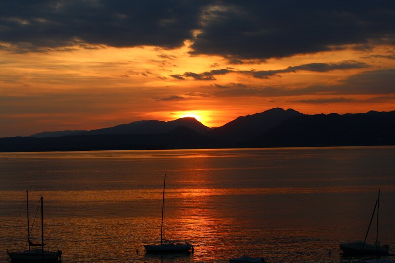 Sonnenuntergang am Gardasee bei Toscolano-Maderno