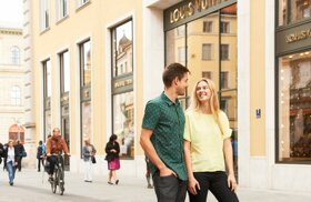 34 Shopping Louis Vuitton Foto Dominik Parzinger