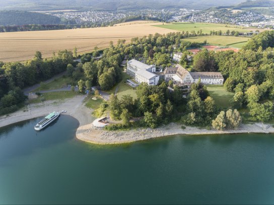 Außenansicht Panorama 1