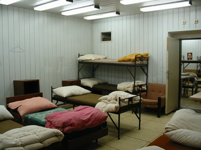 Schlafraum im WWII-Bunker – Berliner Unterwelten