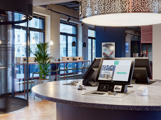 Selfcheckin-Bereich in der Lobby