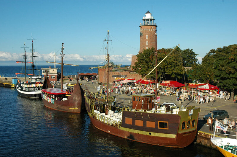 Kolberger Leuchtturm Schiffe (2)