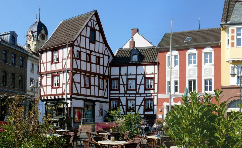 Marktplatz Euskirchen mit Fachwerkhüsern