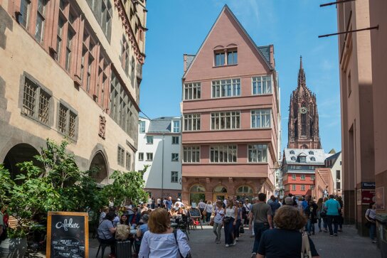 Neu-Altstadt-Kroenungsweg c visitfrankfurt Holger-Ullmann