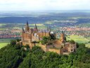 Mächtige Burg zwischen Schwarzwald und Alb
