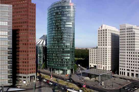 Potsdamer Platz von oben c visitBerlin Wolfgang Scholvien