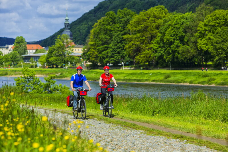 Elberadweg SaechsischeSchweiz