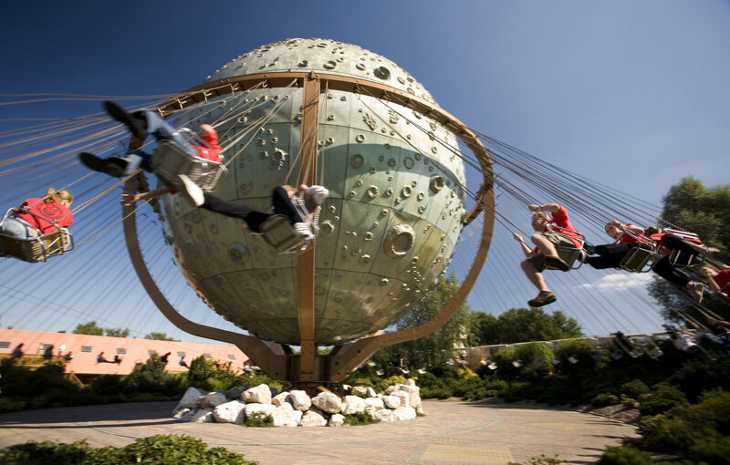 Personen im Ketterkarussell  in Slagharen