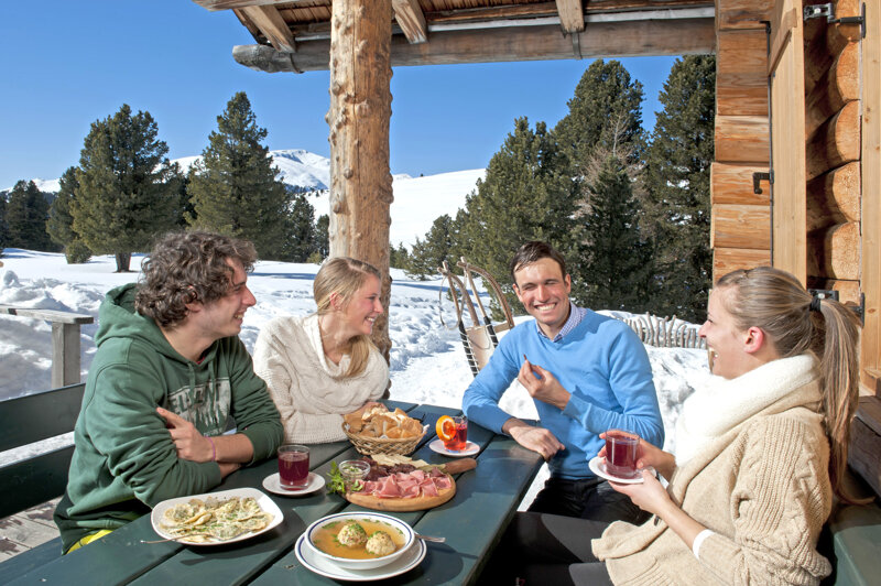 Winter Ski hut feeling copyright TVB Kronplatz-Photo Helmuth Rier 20120222 4162 Wuerzjoch-Passo delle Erbe
