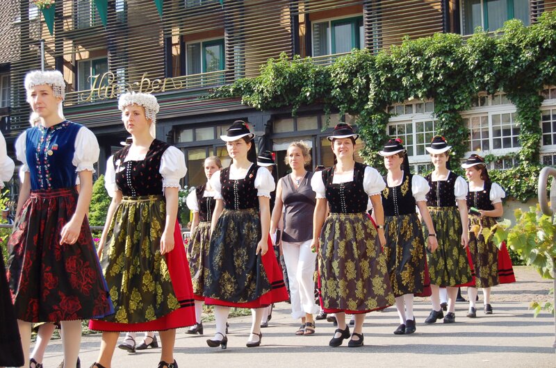 Trachtenumzug im Glottertal – Brauchtum und Tradition im Schwarzwald