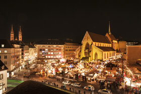 Basler Weihnachtsmarkt auf dem Barfuesserplatz 3  c  Basel Tourismus