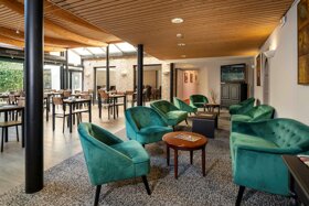 Majestic 2023 Salon 002w2