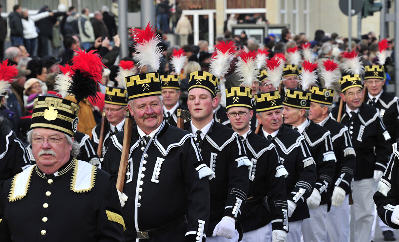 Bergparade in Annaberg-Buchholz – erzgebirgische Bergbautradition
