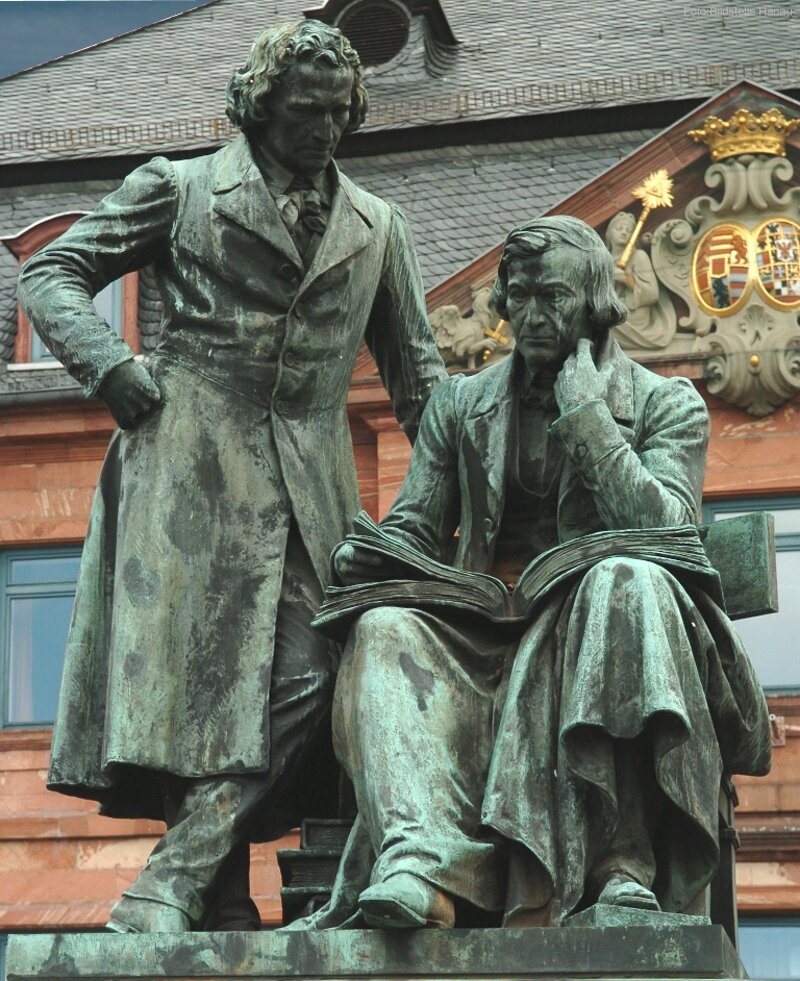 Denkmal von den Brüdern Grimm