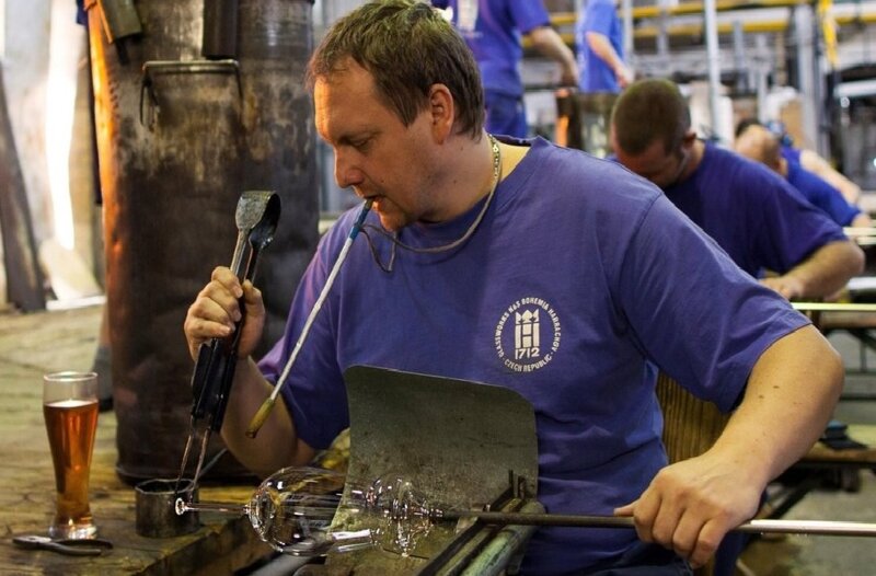 Glasbläser bei der Arbeit