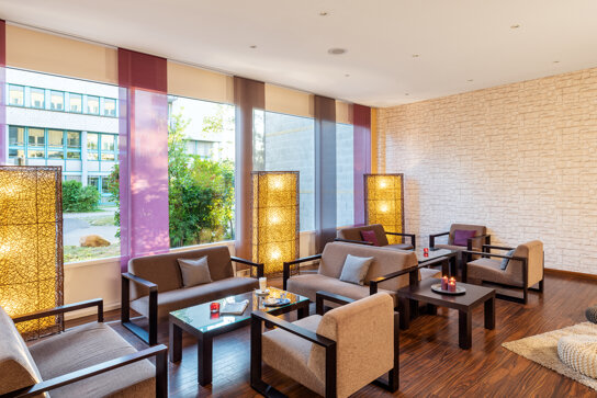 Lobby mit Sitzgelegenheiten