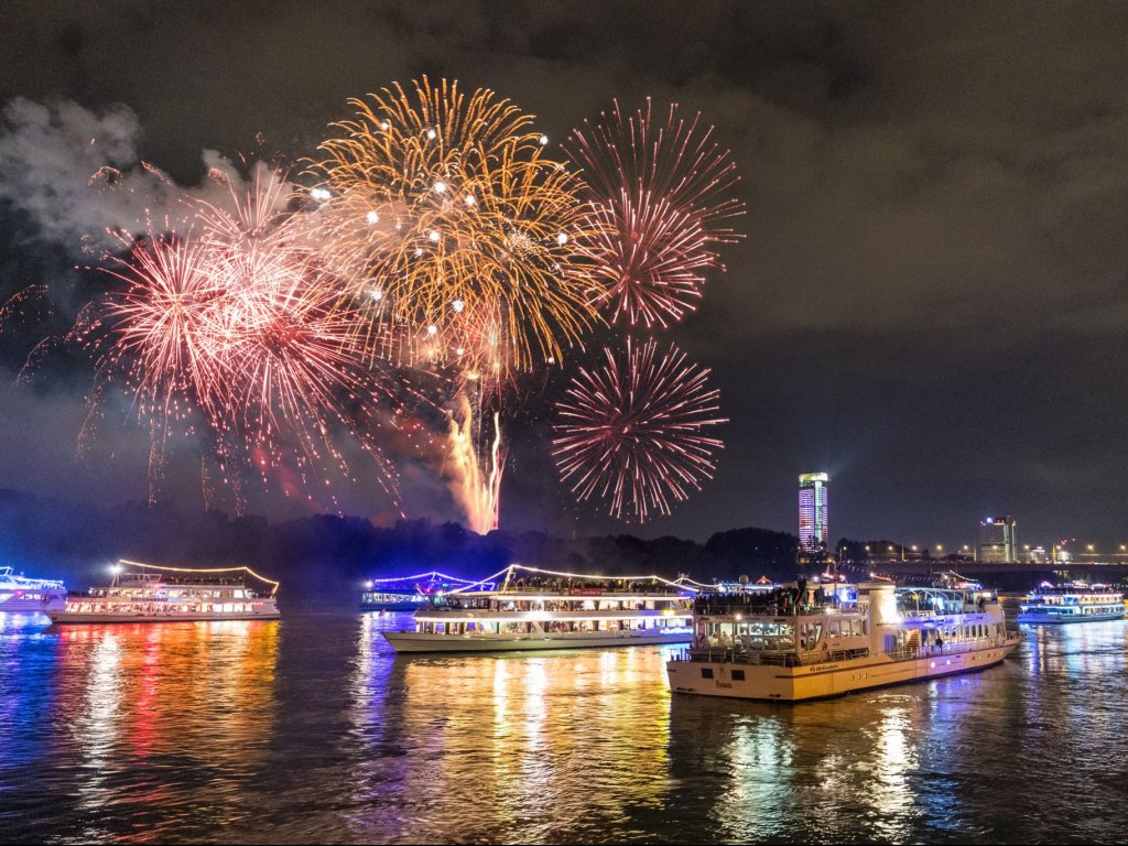 Silvesterreise Bonn - Spektakuläre Silvesterparty auf dem Schiff