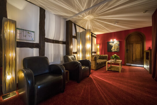 Lobby in Schwarz und Rot