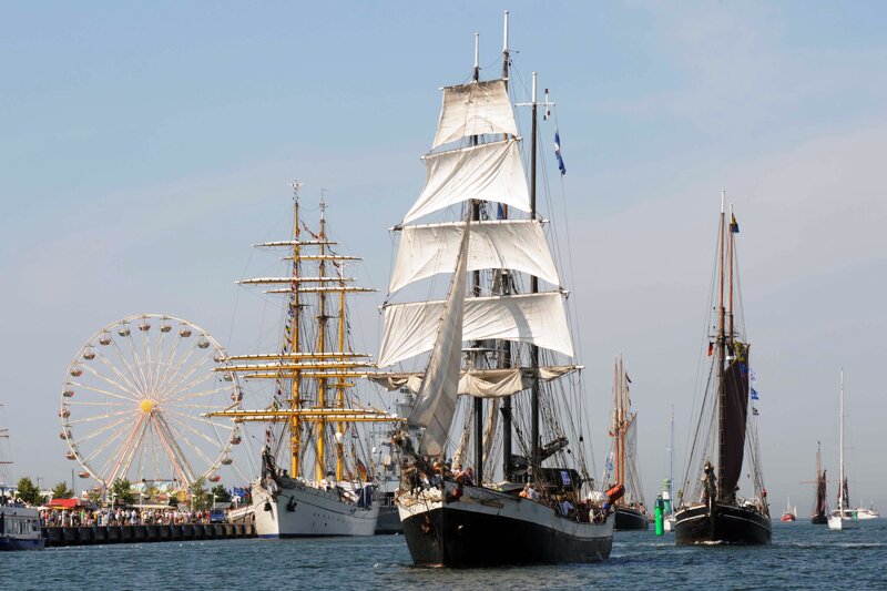 Segelschiffe im Hafen