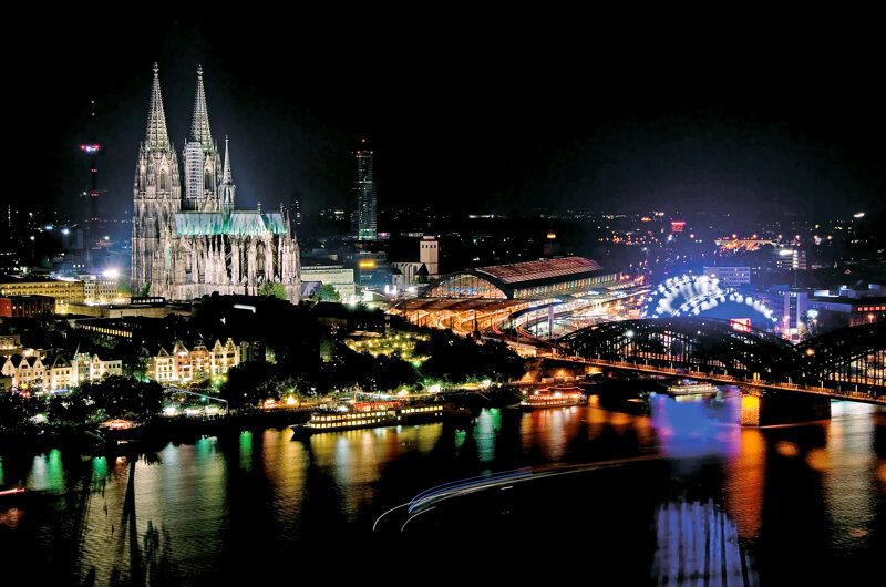 Kölner Dom bei Nacht