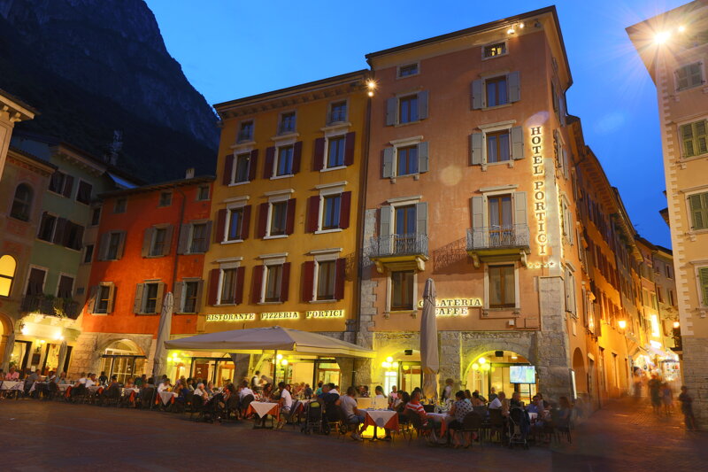 Beleuchtung in Riva del Garda