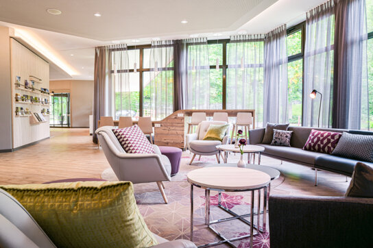 Lobby (2)
