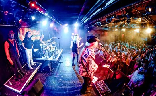 Hot-Stuff-Gallery-25