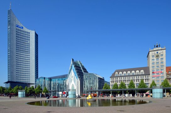 augustusplatz city hochhaus universitaet und krochhaus foto andreas schmidt
