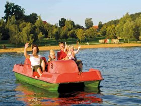 Bootfahren c FrankenToruismus, NFS, Hub