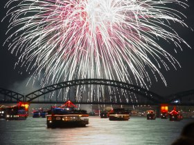 Feuerwerk c Köln Tourismus GmbH Dieter Jacobi